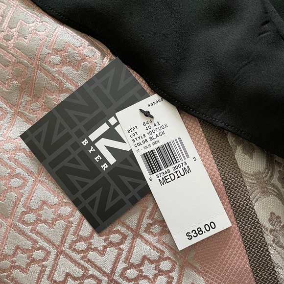 black casual shirt - Picture 3 of 4